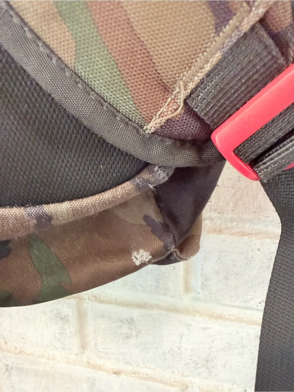 Jordan Camouflage Casual Backpack for Men - Green/Brown Camo